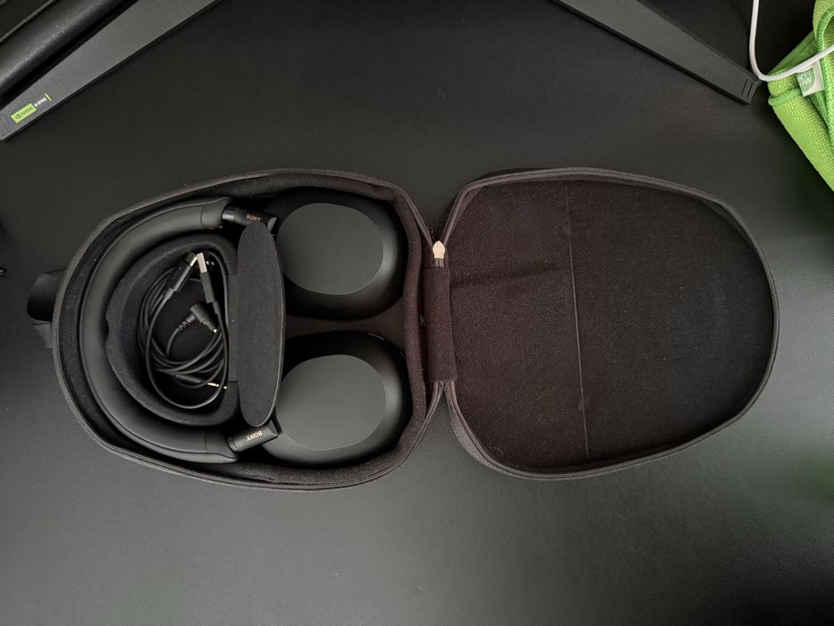 Навушники Sony WH-1000XM5