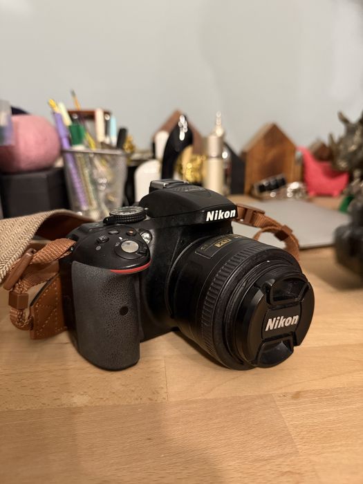 Nikon D5300 + Nikkor 35 mm f/1.4 + Nikkor 18-105 mm f/3.5-5.6