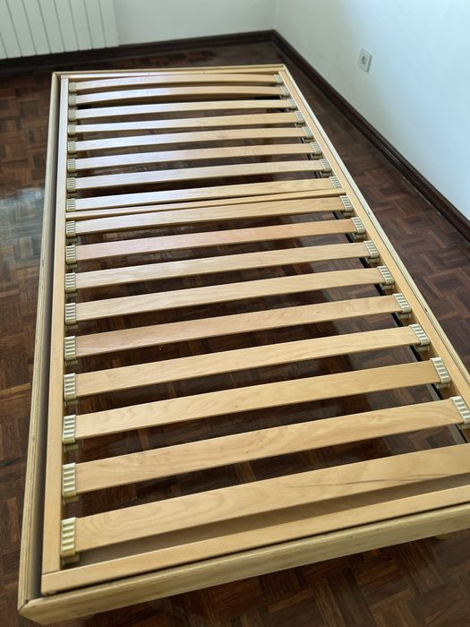 Cama sommier individual ( solteiro ) com estrado e colchao Colunex