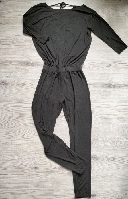 Szary kombinezon rozmiar M