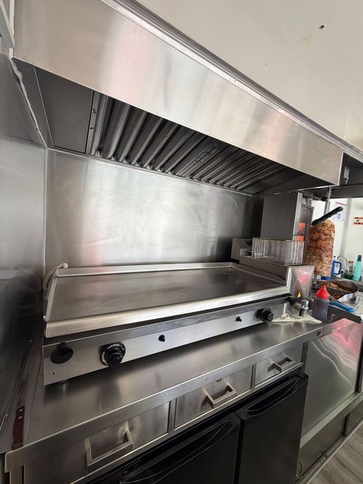Vendo Roulote Foodtruck Pronto para trabalhar.