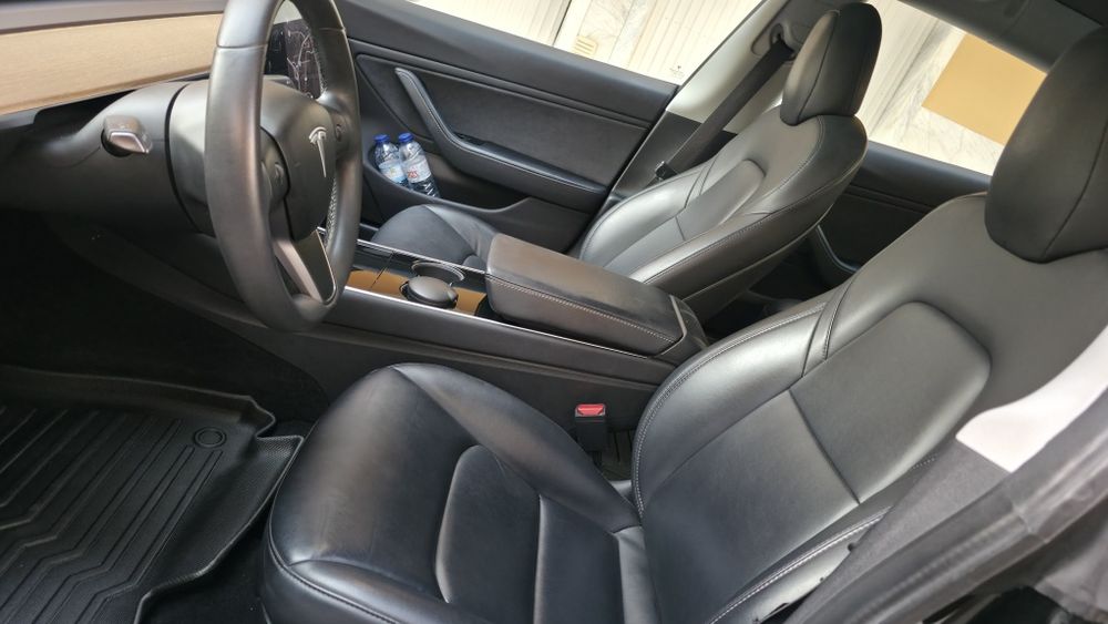 Tesla standard range 74000kms