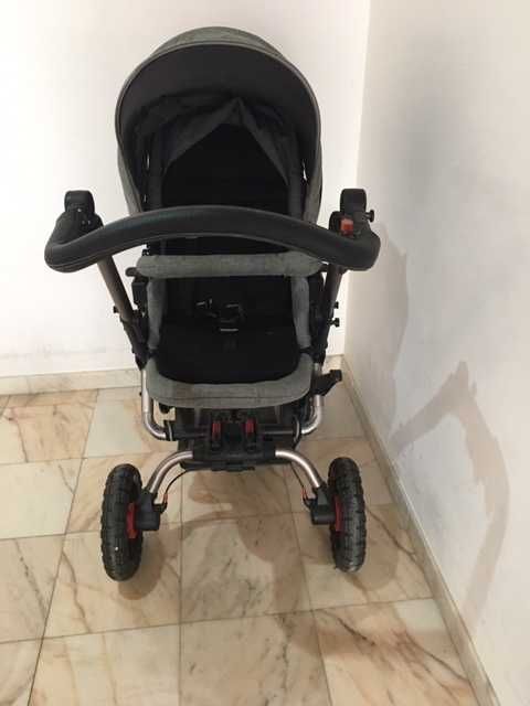 Carro passeio Jané Crooswalk