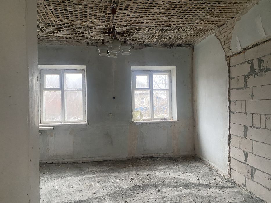 Продам будинок під ремонт у Катеринівці