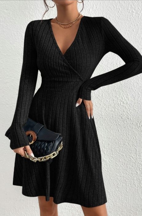 SHEIN sukienka czarna mini dzianinowa r 38 M