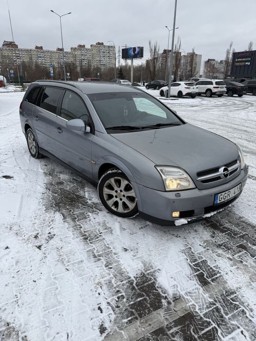 Продам вектра ц дізель 2005 рік на повному ходу 1,9 6ст