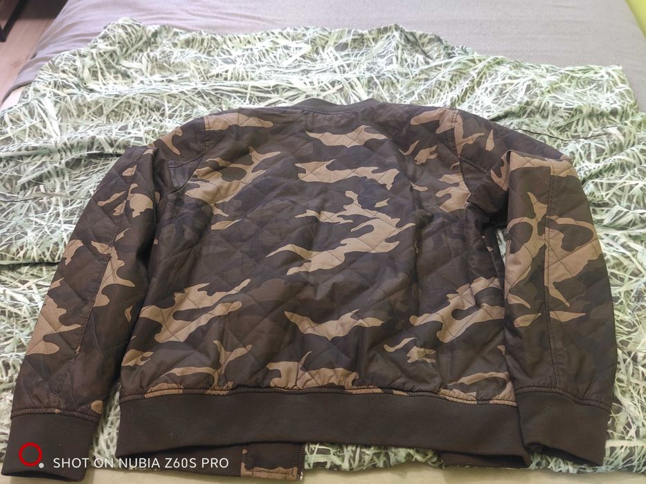 Levi's kurtka bomberka
