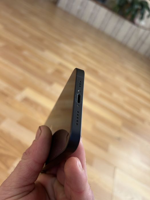 Iphone 12 128gb не працює сенсорний дисплей