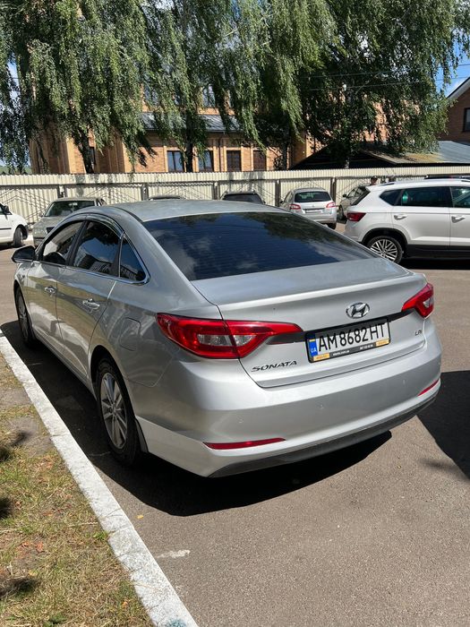 Продам авто хюндай 2.0 газ