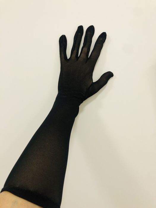 Перчатки для невесты свадебные перчатки.