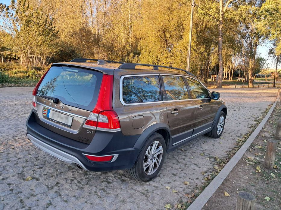 Carrinha XC70 2.0 D4 Momentum Geartronic — photo 5