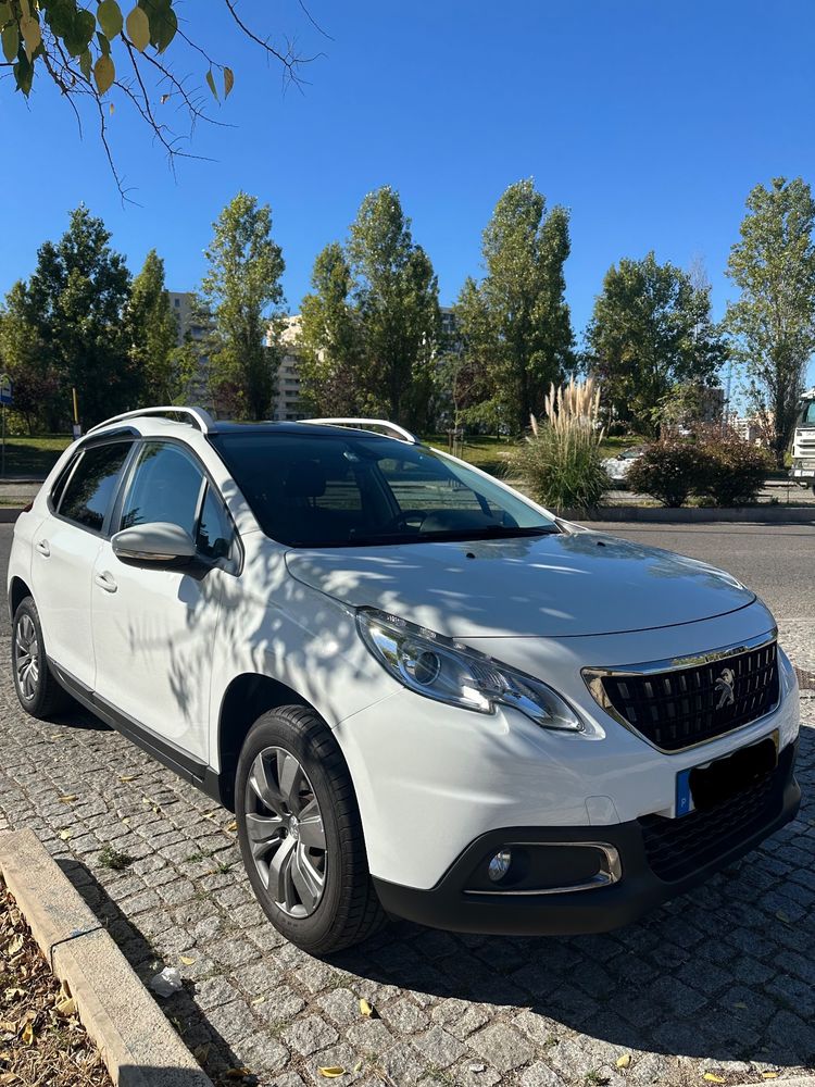 Peugeot 2008 1.2 PureTech Allure