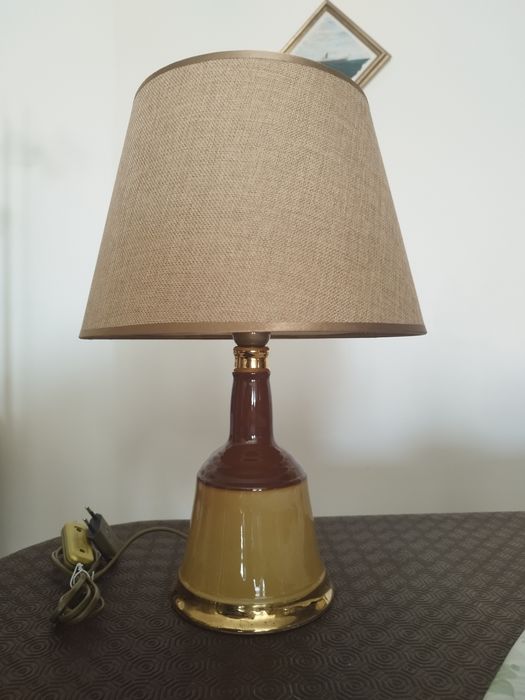 Candeeiro de mesa de porcelana vidrada (NOVO)