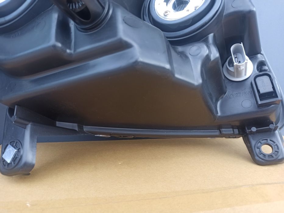 Фара Jeep Compass 2011-17 джып компас 68171214AA,68171215AA