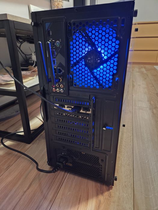 Komputer Ryzen 7 + RTX 4060 / 32GB RAM / 1 TB SSD NVMe Gen4