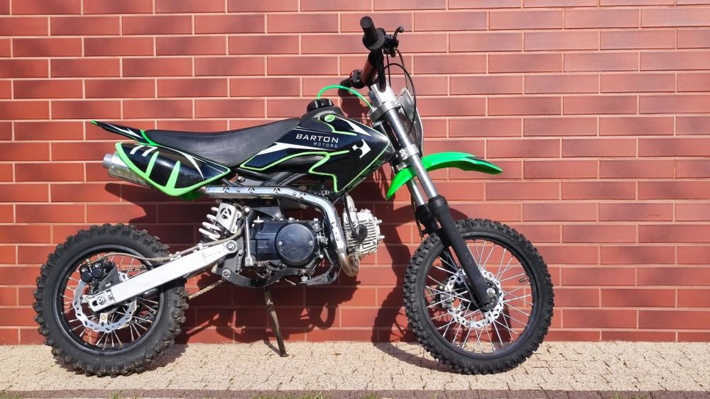 Motocross cross Barton 125 cm motor motocykl