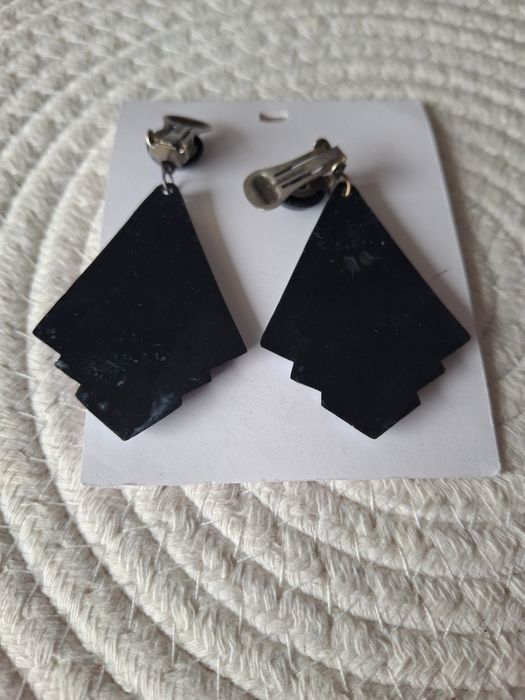 Retro klipsy metaloplastyka