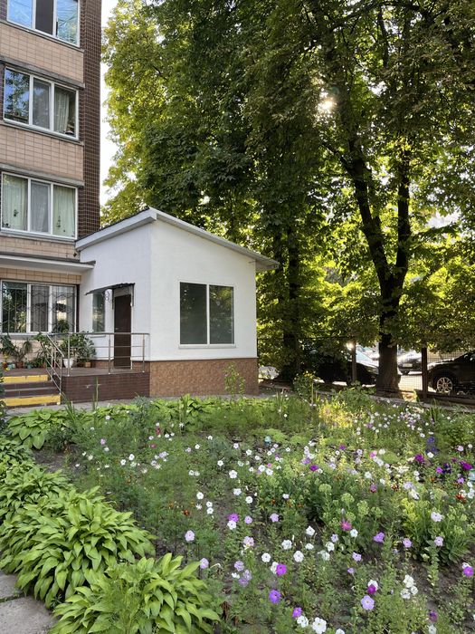 Фасадне приміщення в центрі, вул.Благовісна Супер автом.трафік