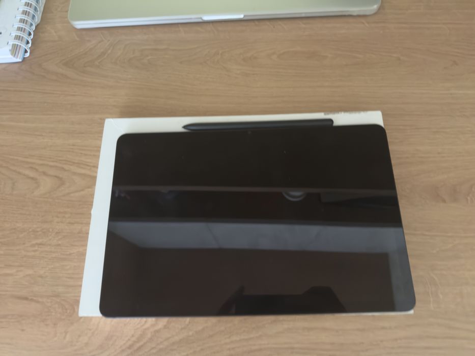 Samsung Galaxy Tab S8 128GB 5G (LTE, під сім-карту) + S Pen + Чохол