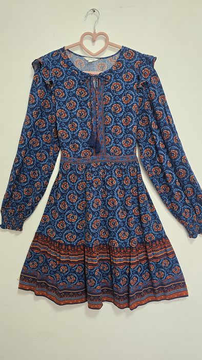 Vestido tamanho M/L Novo. Springfield.