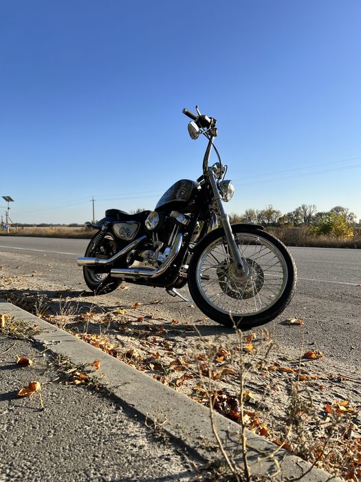 Harley Davidson Sportster XL1200V Seventy Two