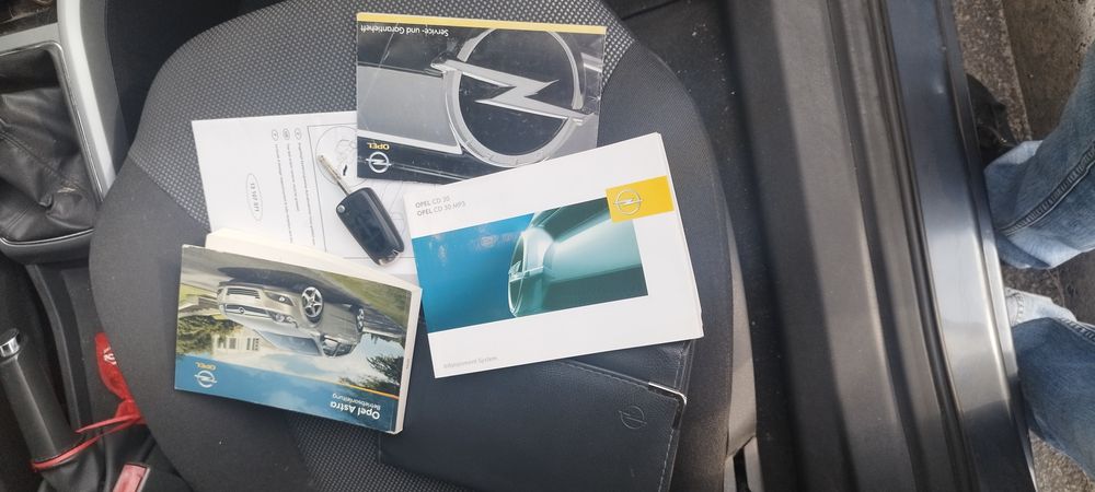 Продам Opel astra h універсал