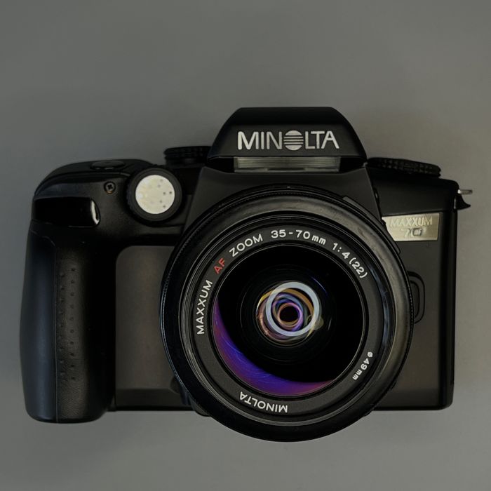 Плівкова дзеркальна камера Minolta Maxxum 70 AF Zoom 35-70mm