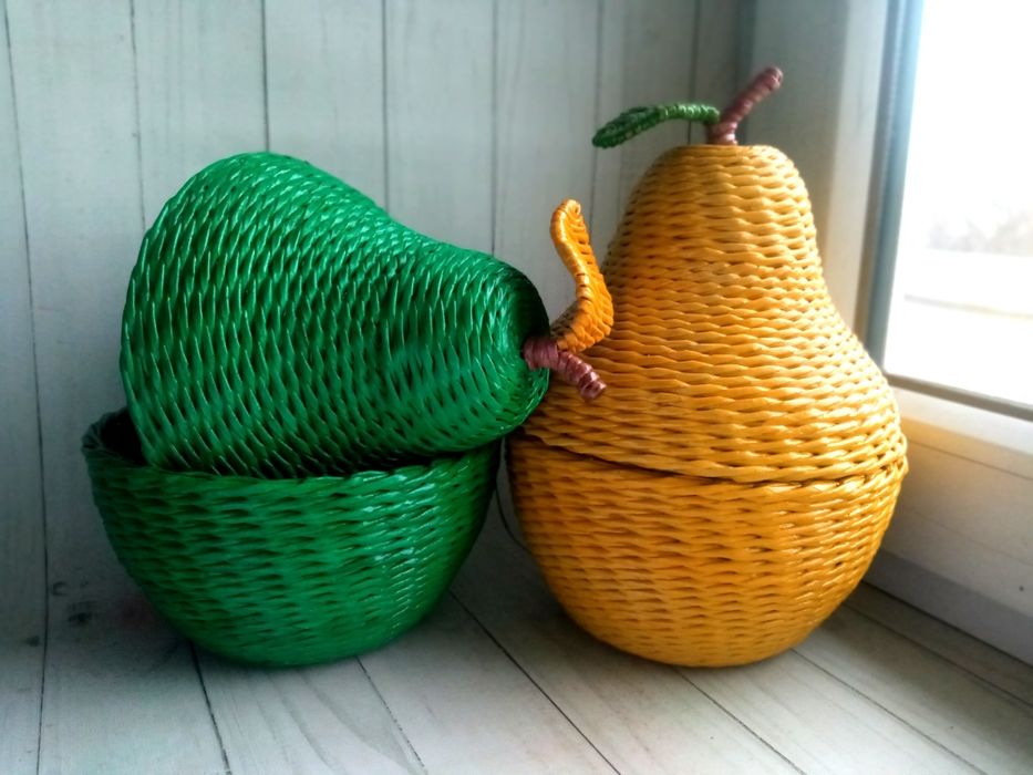 Плетена груша з паперової лози корзина