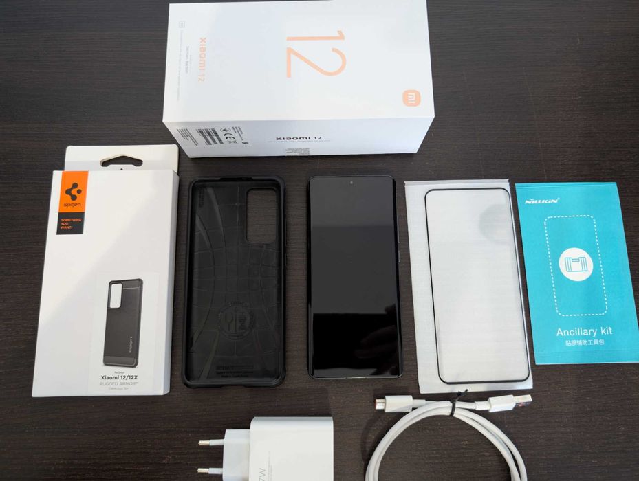 Xiaomi 12 8/256 + etui + szkło Nillkin