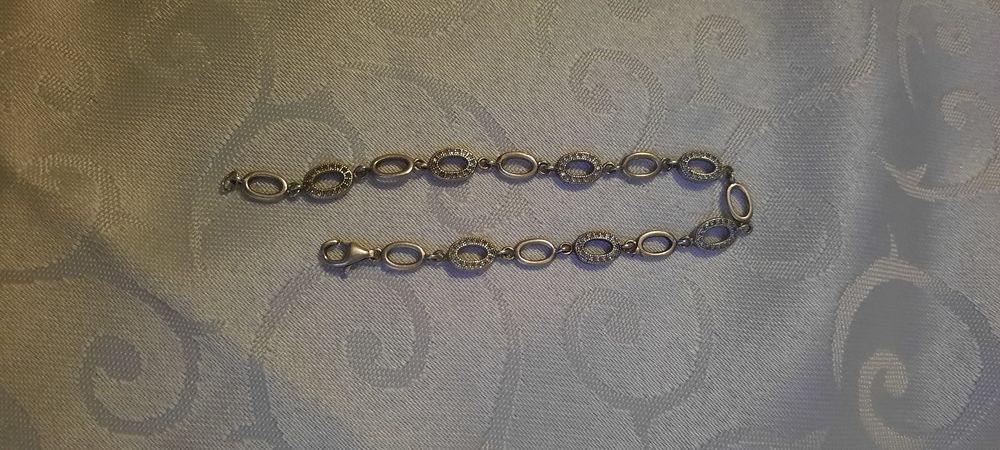 Срібний браслет 925проба вага незнаю віддаючи за 500грн десь 10грам