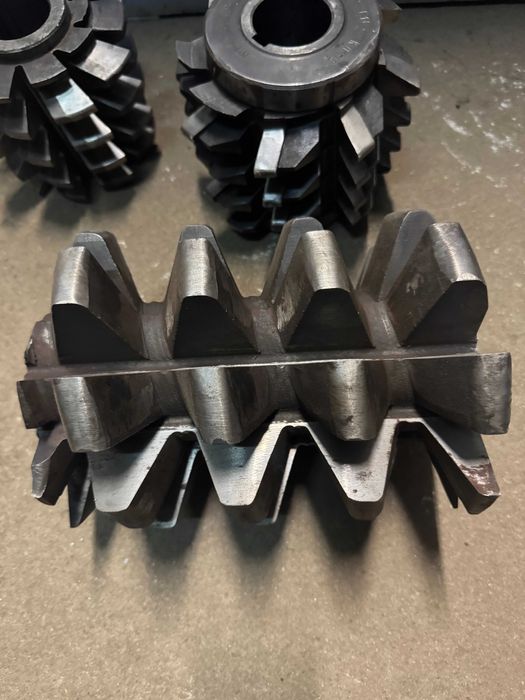 Продам модульні червячні фрези, торцеві фрези, дискові фрези б/у