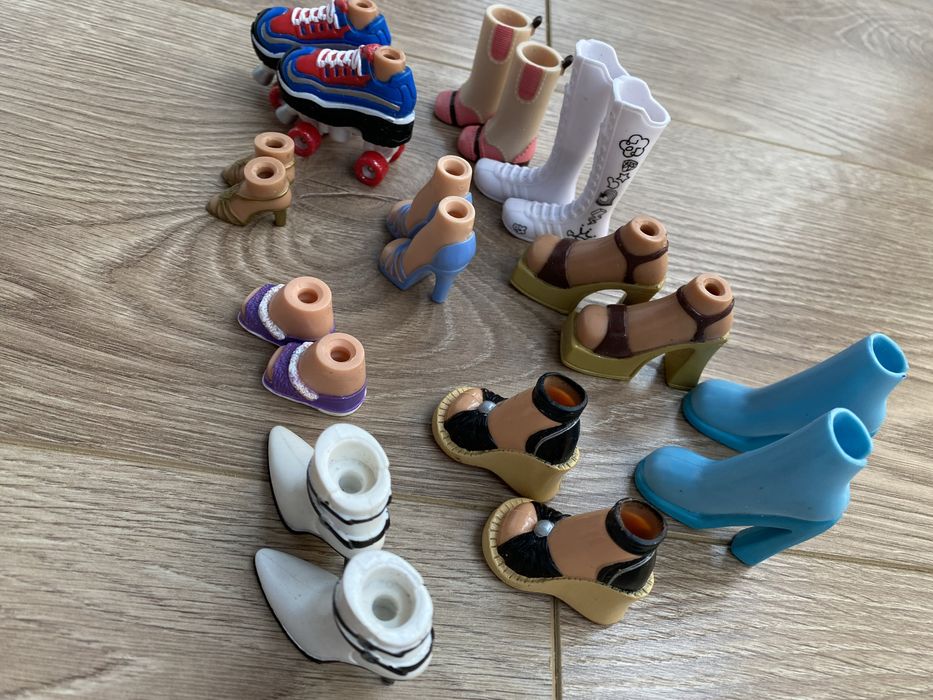 колекційне взуття для ляльок  Bratz