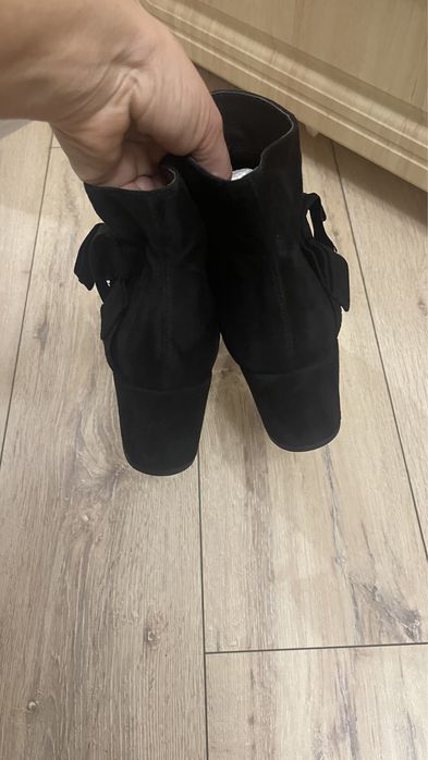 Замшеві напівчеревики, ботики