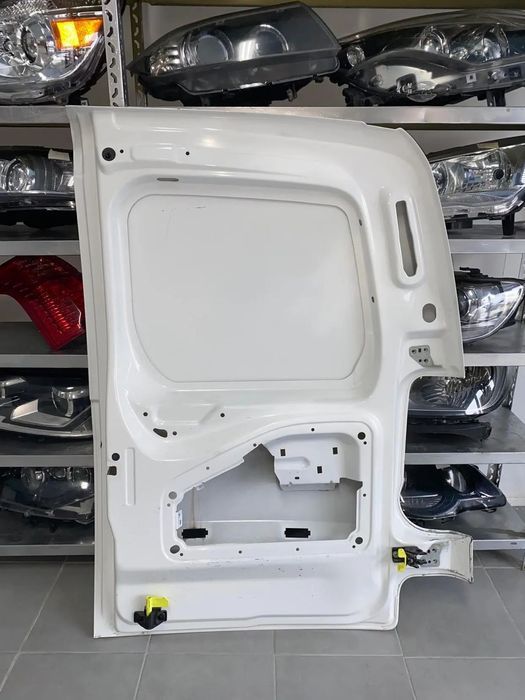 Porta Trás Esquerda Peugeot Partner / Citroen Berlingo - 2016 / 2024