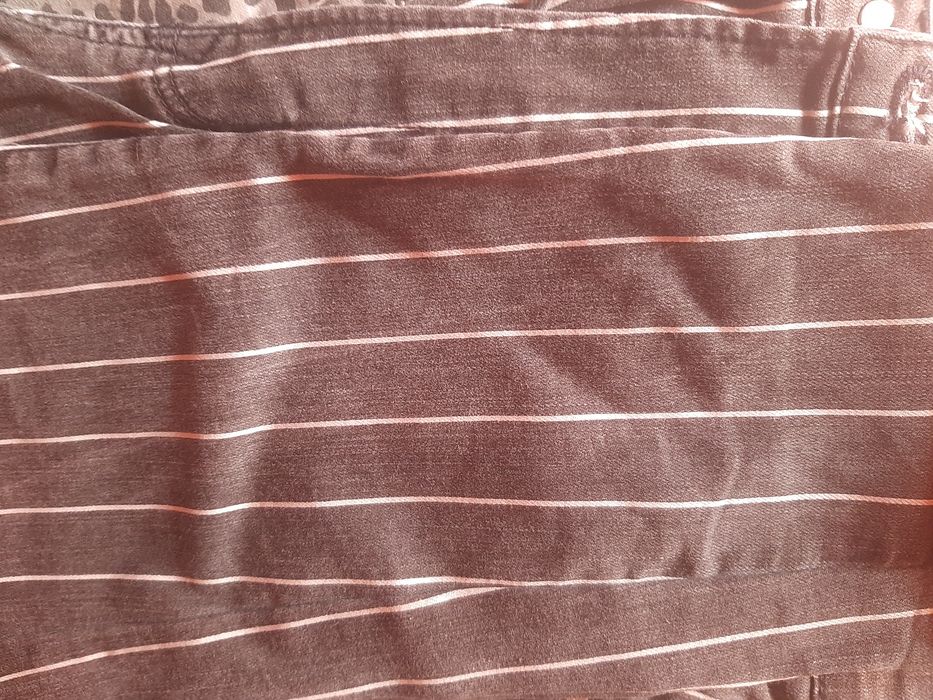 Calcas de ganga novas  com varios padrões