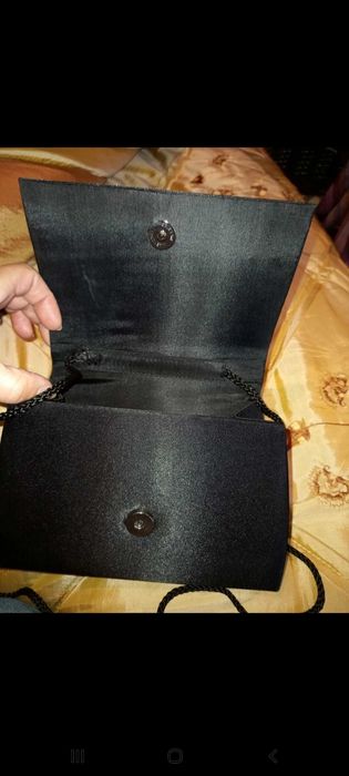 Pochete de cerimónia, preta.