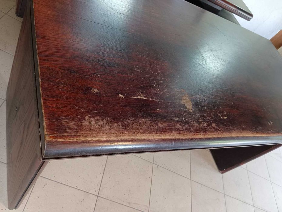 Duże solidne biurko drewniane 150x75x77cm