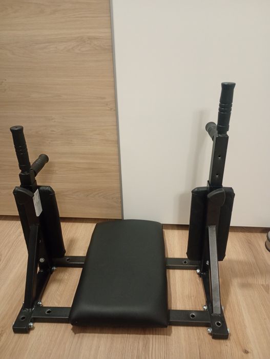 Krzesło do robienia brzuszków i dipów