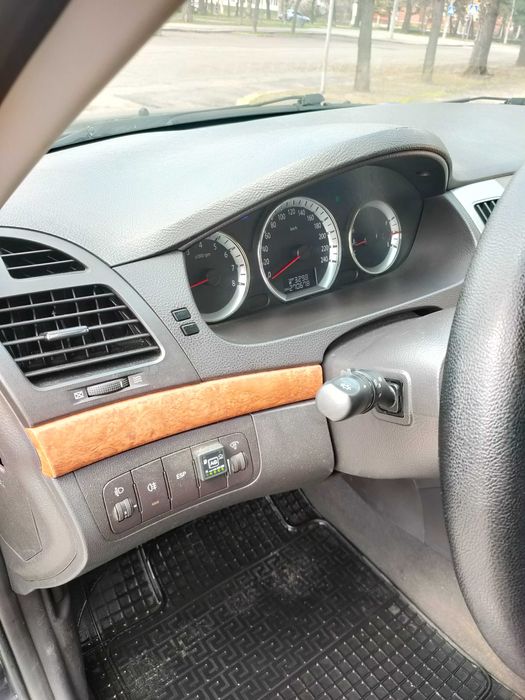 Продаю Hyundai Sonata