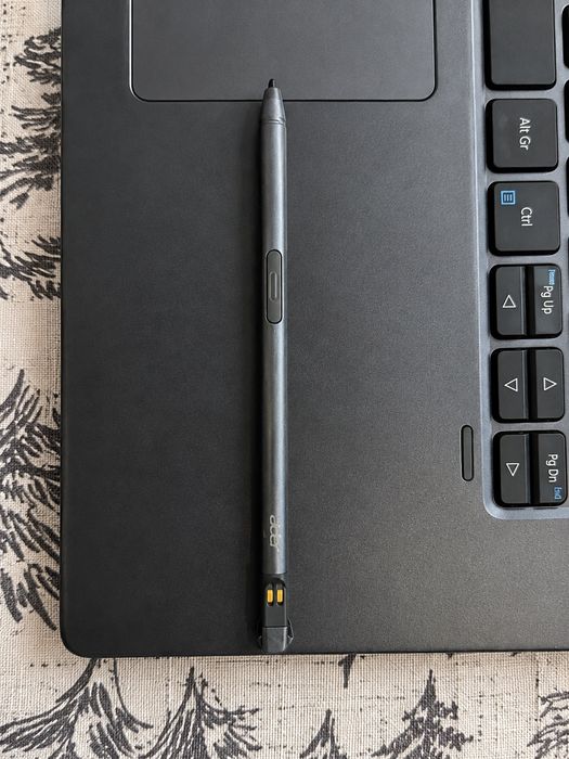 Acer TravelMate Spin P4 2 em 1 | i5 11ª | 32GB | 512GB | Touch + Caneta