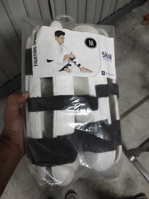 Proteção canelas kickboxing