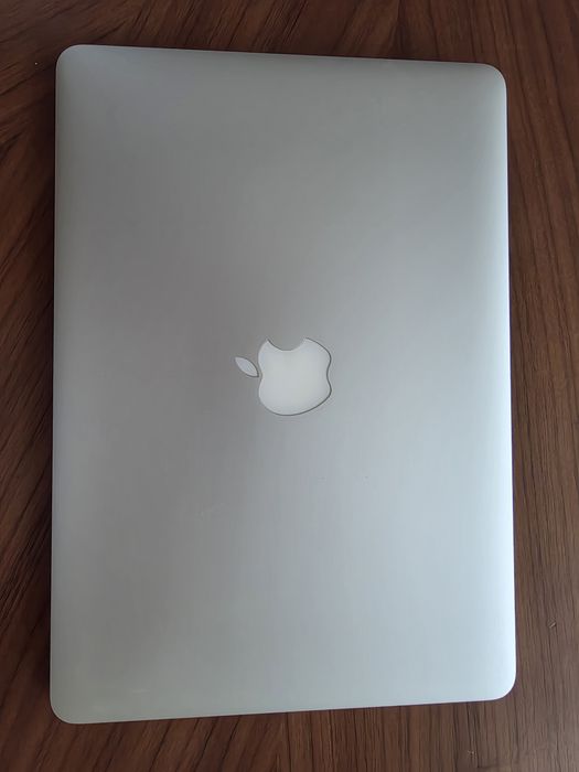 MacBook Air 13” 2017 | i5 | 8GB RAM | Excelente Estado