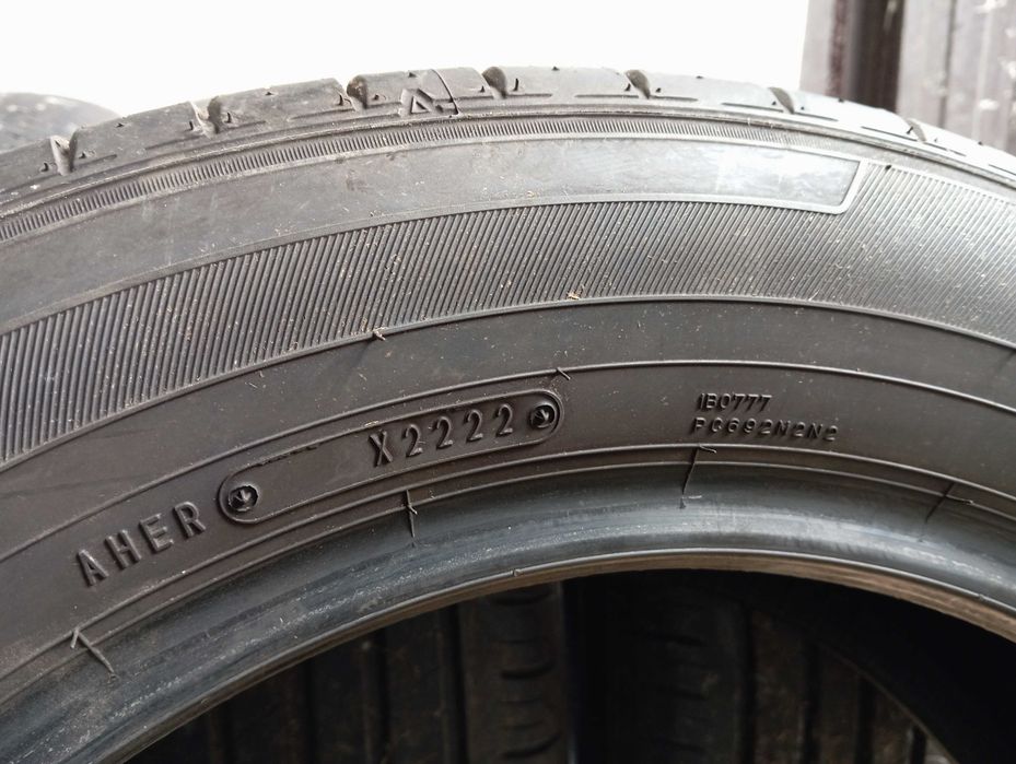 4x 215/60 R17 96H Dunlop EnaSave EC300+ 2022r 2x 6,7mm 2x 7,0mm