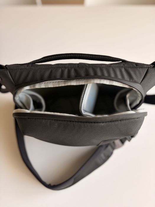 Peak Design Everyday Sling 3L V2 – Preta