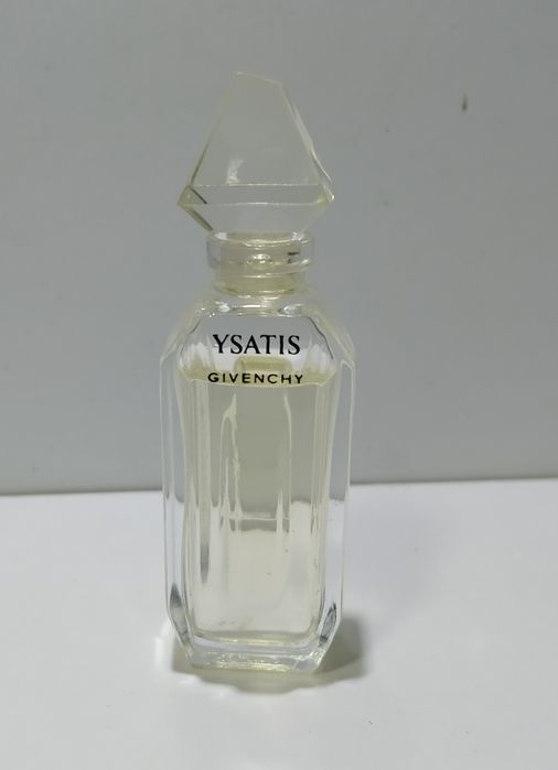Парфюмерия Givenchy Ysatis . Prada