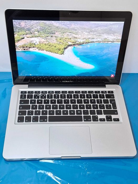 MacBook Pro Ecrã 13,3'' | i7 2,9Ghz | SSD 256GB |8 Gig RAM | Impecável