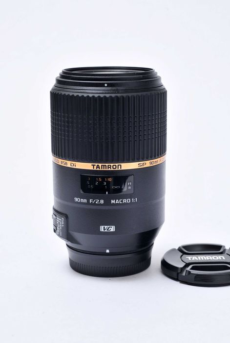 Tamron SP 90mm f/2.8 USD DI VC para Nikon F ou Z (com adaptador)