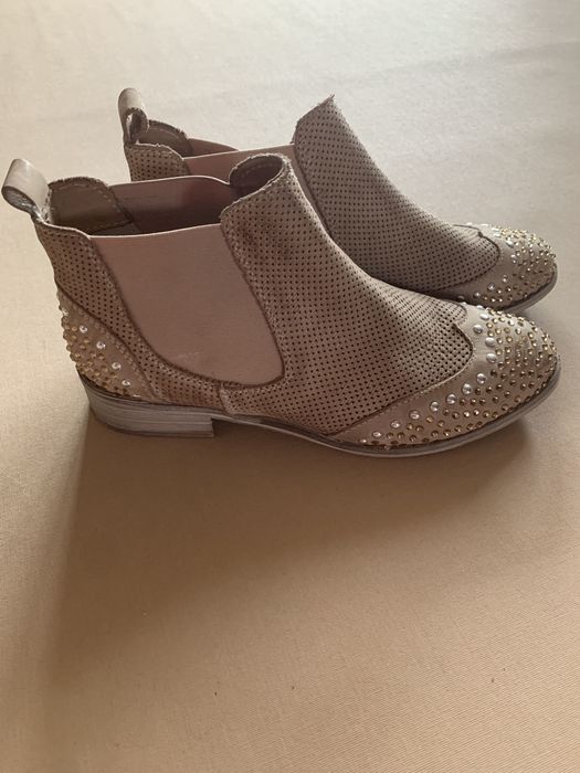 Venezia skórzane beżowe wiosna roz.38