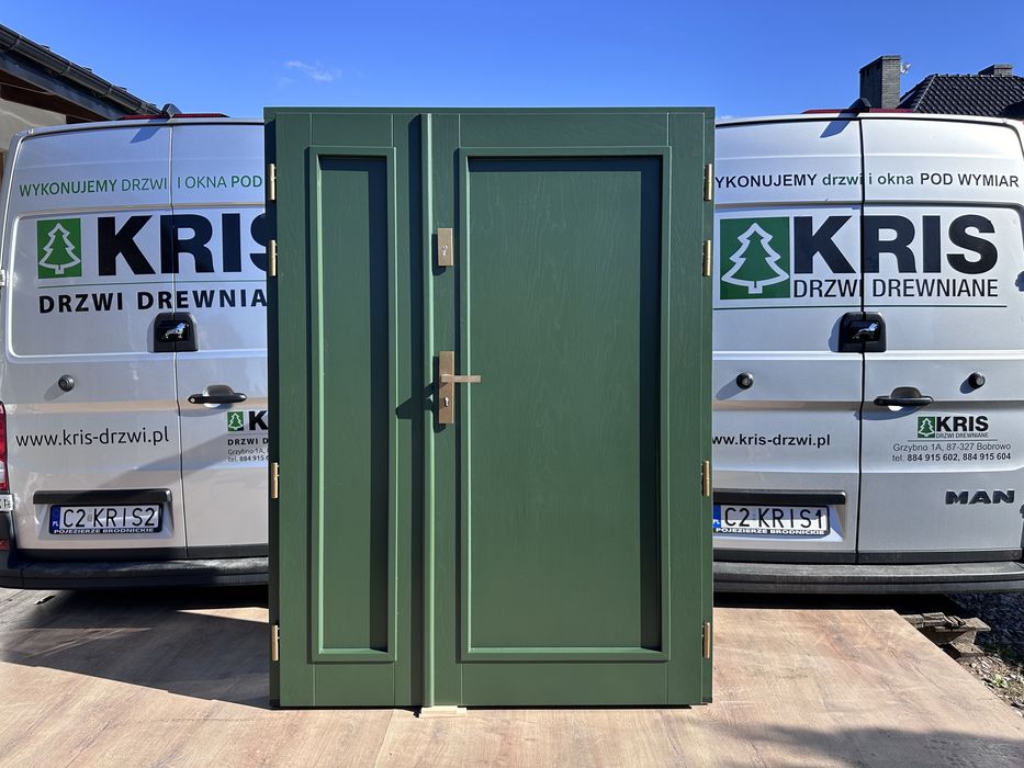 Drzwi zewnętrzne drewniane dwuskrzydłowe zielone Czyste powietrze