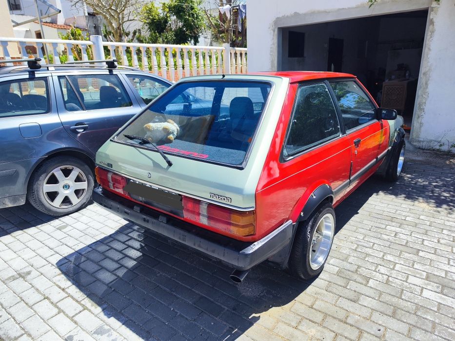 Mazda 323 — fotografia 3